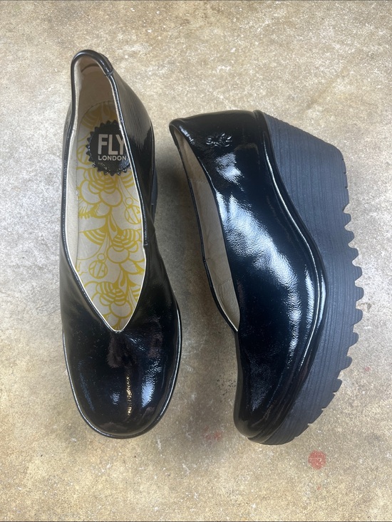 Fly London Shoes - Fly London Yoza Black Patent Platform Wedge Slip-Ons
Size: 39